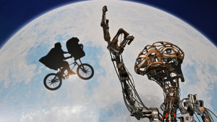 E.T. vanzemaljac postigao neverovatnu cenu na aukciji: Anonimni kupac delić filmske istorije platio 2,6 miliona dolara