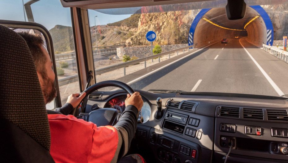 Veće interesovanje u auto školama za C i D kategoriju posle novog pravilnika: Koji su preduslovi neophodni za kandidate?