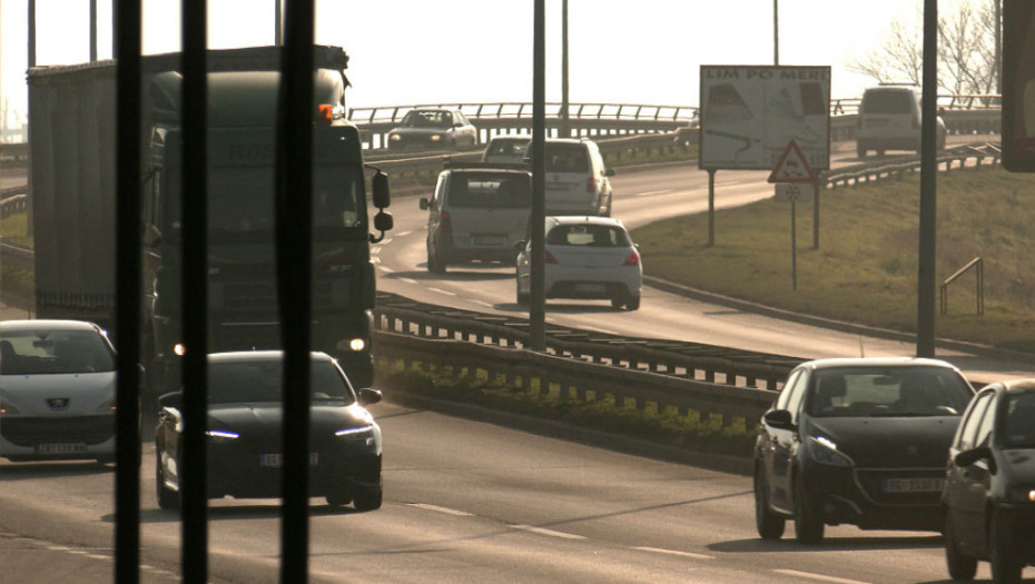 Putevi Srbije: Gužva na auto-putu u smeru ka Nišu zbog saobraćajne nezgode