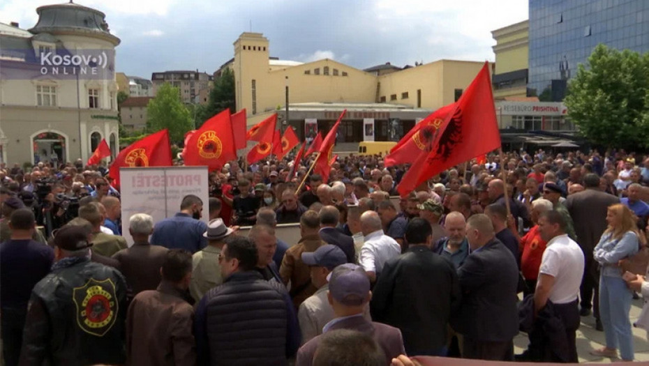 Protest protiv Specijalnog suda u Prištini: Mustafi 26 godina zatvora na  osnovu dosijea koje je "dostavila Srbija"