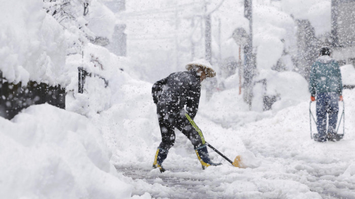 Snežna oluja u Japanu: Nastradalo 13 osoba, bez struje više od 10.000 domaćinstava