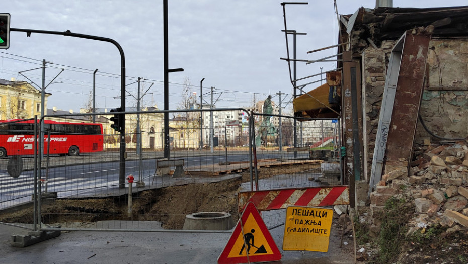 Počeli radovi u Savskoj ulici, trajaće 45 dana - pojedine linije GSP delimično menjaju trasu