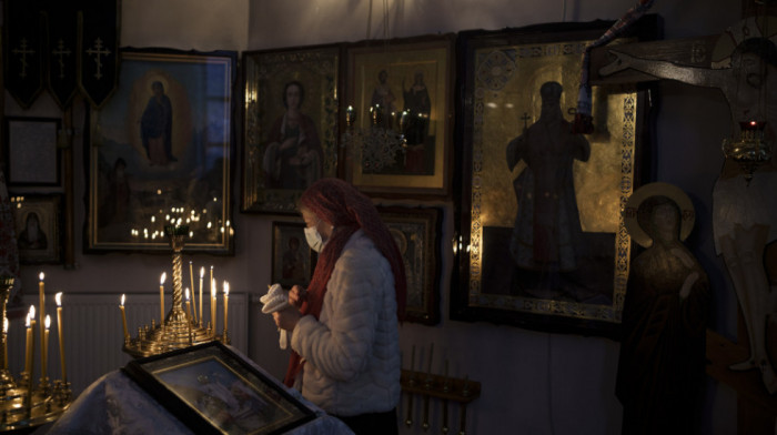 Nekim Ukrajincima Božić je stigao ranije: Crkva prvi put dozvolila proslavu 25. decembra zbog ruske invazije