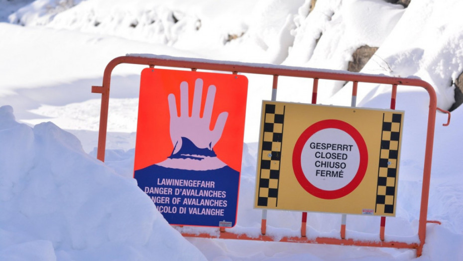 Najmanje deset osoba zatrpano u lavini na skijalištu Leh Cirs u Austriji