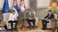 Vučić se sastao sa mladićem koji je uhapšen na Gazimestanu, Nedeljković: "Želeo bih da pomognem srpskom narodu na KiM"