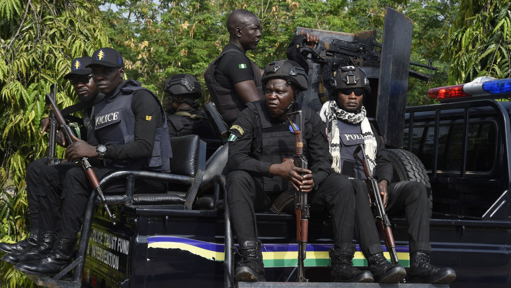 Naoružane bande u Nigeriji ubile četvoro: Oteto najmanje 40 žena, dece i starijih muškaraca