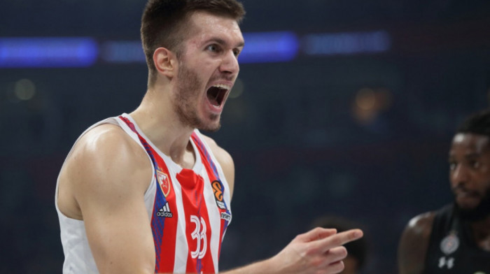 Ozvaničeno: Petrušev se vratio u Zvezdu