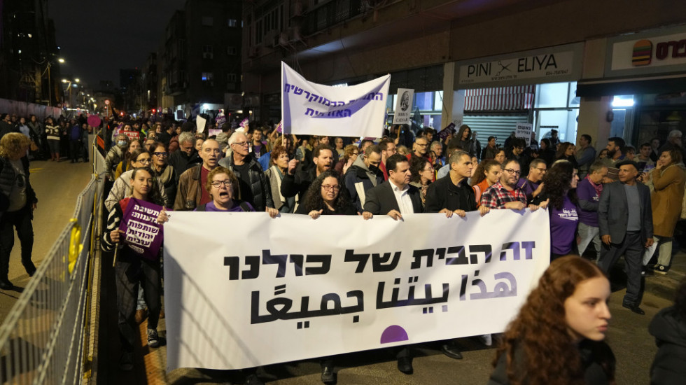 Protest Izraelaca protiv nove vlade, zahtevaju mir i suživot između Jevreja i Arapa