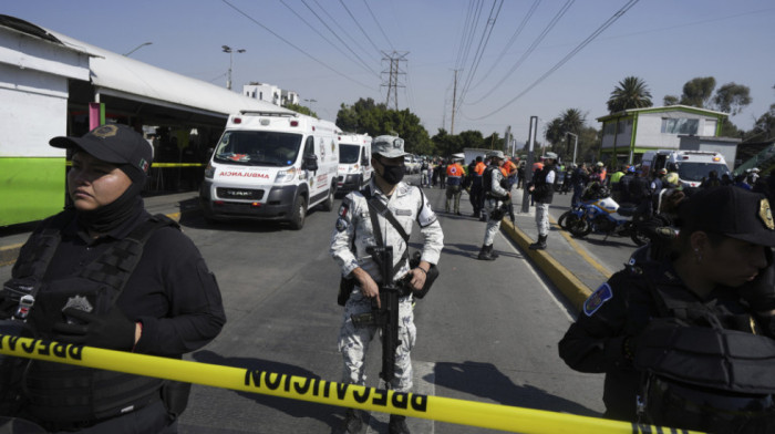 Obračun policije i kriminalne grupe na auto-putu u Meksiku: Ubijeno 10 kriminalaca, četiri policajca ranjena