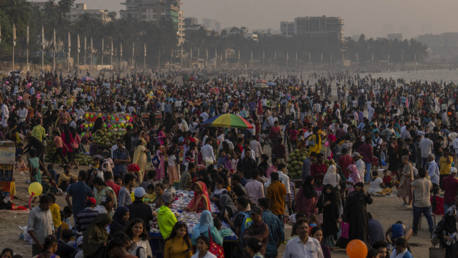 Indija na putu da prestigne Kinu po broju stanovnika