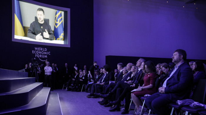Zelenski se obratio na forumu Davosu: Svet treba deluje brže nego što Rusija vuče poteze