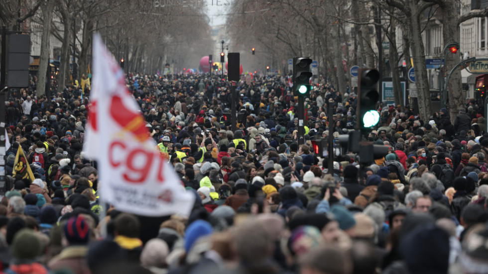 Ministar finansija Francuske: Štrajkovi zbog penzione reforme neće ugroziti ekonomiju