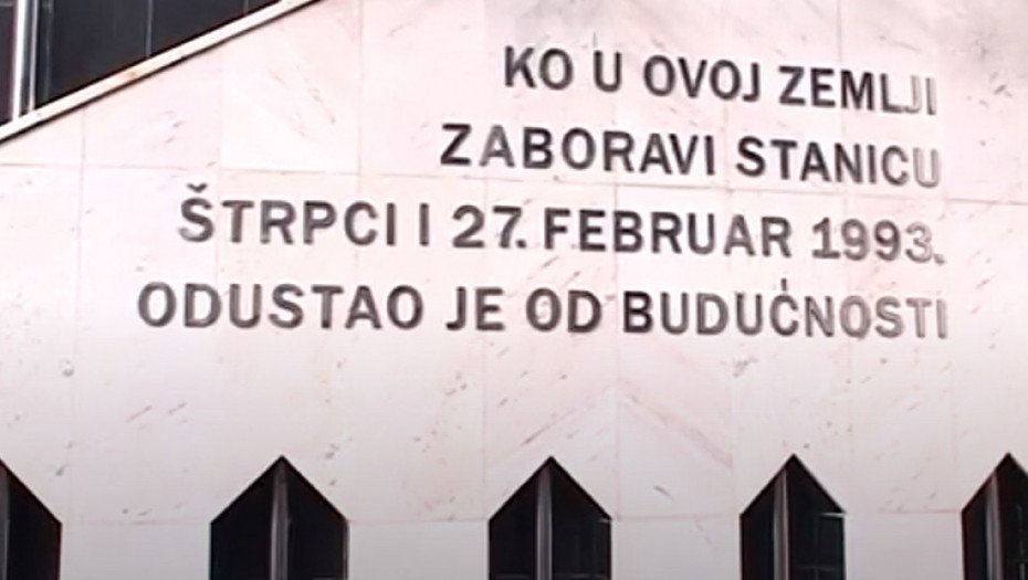 Tri decenije od zločina u stanici Štrpci: "Ko zaboravi zločin, odustao je od budućnosti"