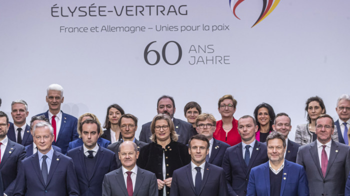 Francuska i Nemačka obeležavaju 60. godišnjicu Jelisejskog ugovora, Šolc i nemački kabinet danas u Parizu