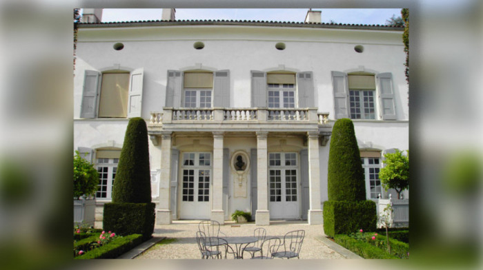 Opljačkan francuski muzej Eber: Ukradeni dragulji Matilde Bonaparte vredni 110.000 evra