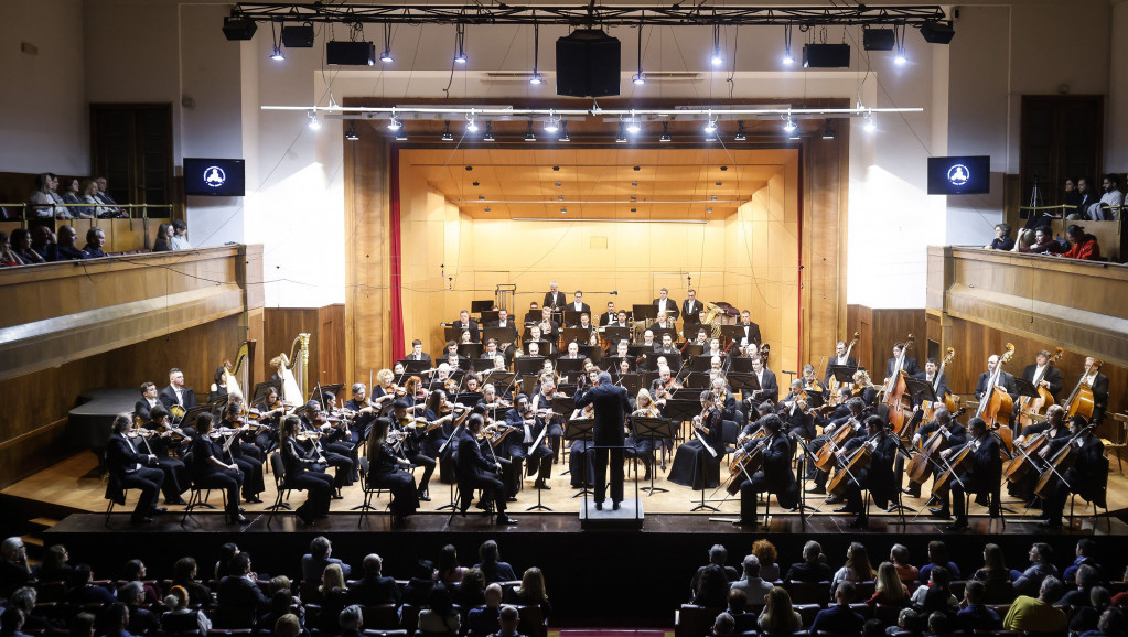 Filharmonija i Felc vode publiku u Varšavu: Muzika iz potpunog mraka