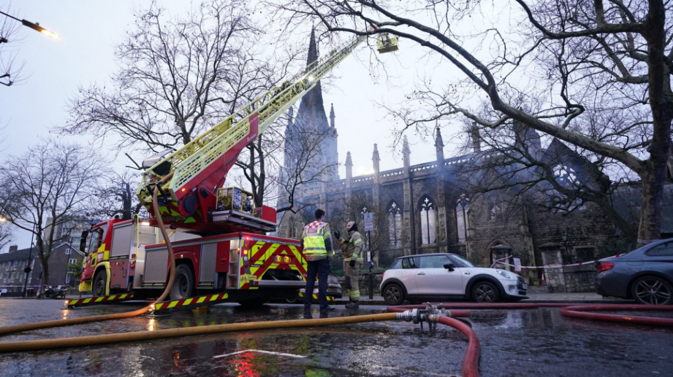 Crkva stara više od 150 godina u Londonu izgorela u požaru