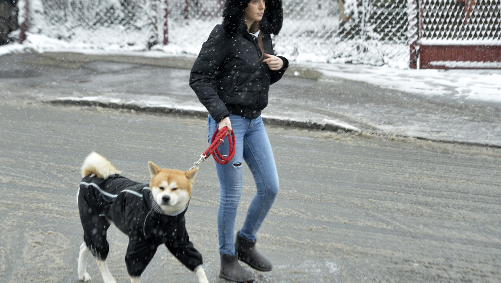 Zabeleo se Beograd, ali nedovoljno za Sneška: Do kada će padati sneg u Srbiji