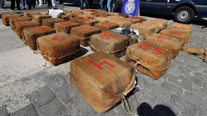 Kancelarija UN za drogu i kriminal: Za četiri godine kriminalci iz Crne Gore uključeni u šverc 30 tona kokaina
