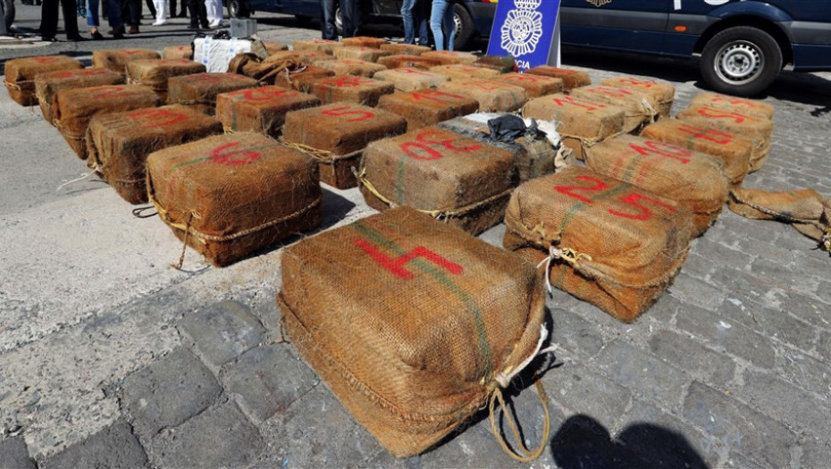 Španska policija kod Kanarskih ostrva zaplenila 4,5 tona kokaina: Uhapšeno 28 članova posade