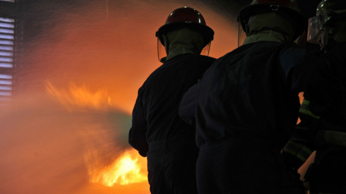 Jedna osoba nastradala, oko 178 objekata uništeno u požaru na Uralu