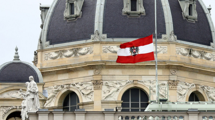 Delegati iz 20 zemalja pozivaju Beč da promeni odluku: Austrija na meti kritika zbog viza predstavnicima Rusije u OEBS