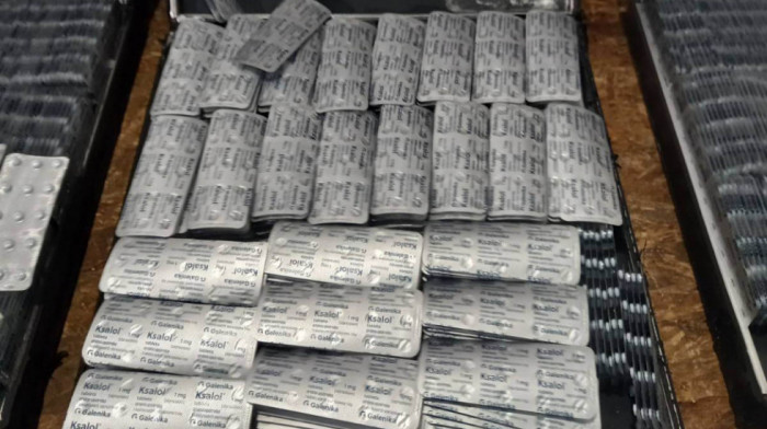 Uhapšeni na Batrovcima sa 30.000 tableta "ksalola"