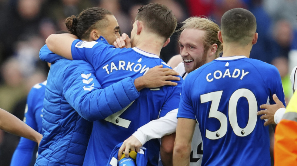 Borba za titulu se nastavlja: Everton šokirao Arsenal