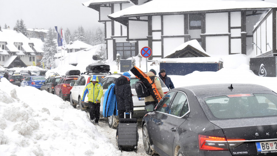 Vujanić: Potrebno koristiti odgovarajuću opremu za vožnju u zimskim uslovima