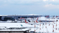 Aerodrom Istanbul otkazuje letove danas i sutra zbog snežnog nevremena