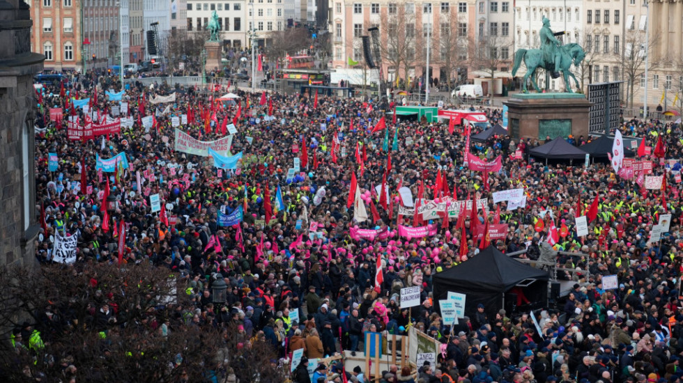 Desetine hiljada ljudi na protestima u Danskoj: Ne žele ukidanje državnog praznika starog skoro 140 godina