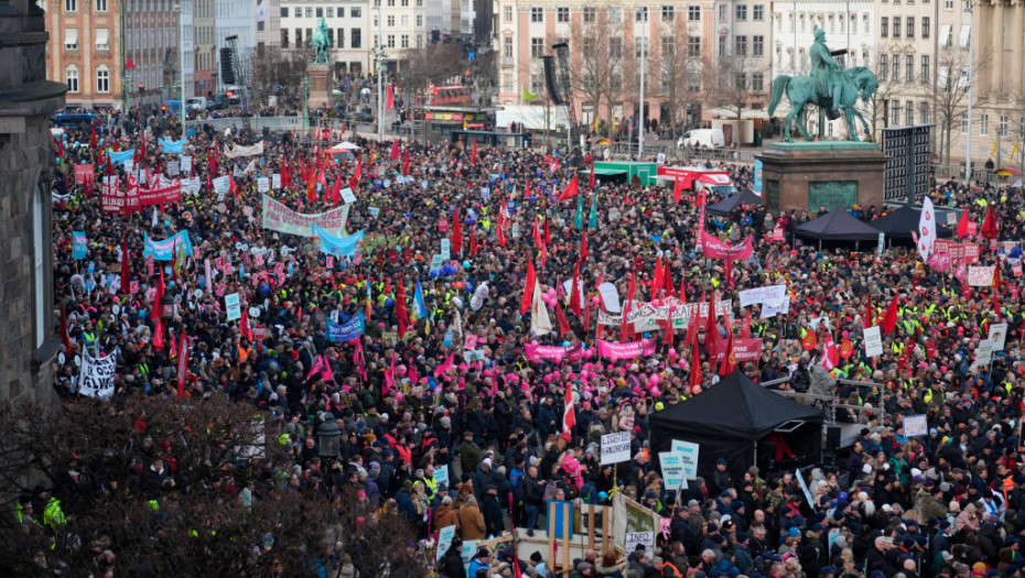 Desetine hiljada ljudi na protestima u Danskoj: Ne žele ukidanje državnog praznika starog skoro 140 godina