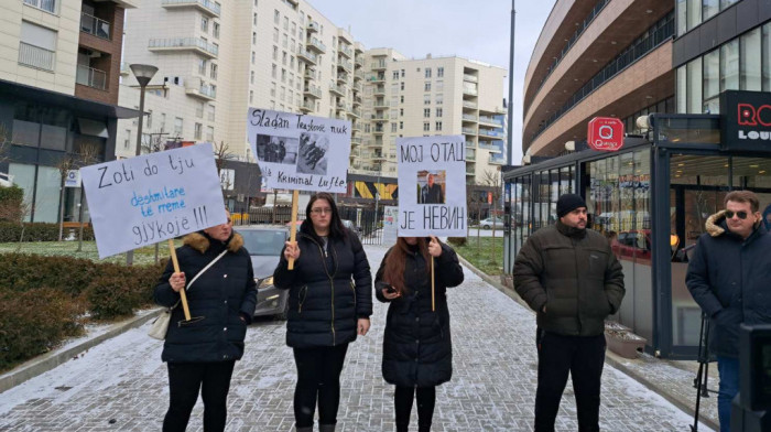 Kancelarija za KiM: Vlada dala misiji Euleksa garancije da se Adžiću i Trajkoviću omogući odbrana sa slobode