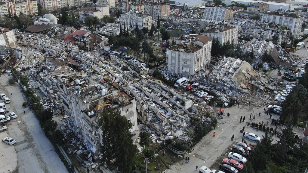 U Turskoj pokrenute istrage protiv više od 600 ljudi zbog rušenja zgrada