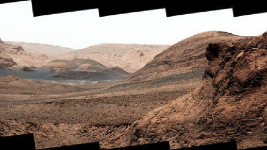 NASA zahvaljujući roveru Kjurioziti dolazi do novih otkrića: Marsom je nekada tekla voda