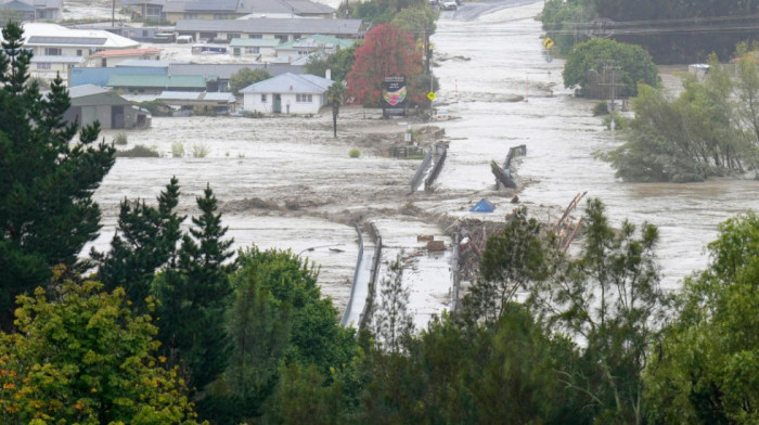 Broj poginulih u ciklonu Gabrijel na Novom Zelandu popeo se na 11, nekoliko hiljada ljudi se vodi kao nestalo