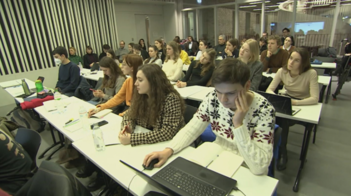 Nevidljivi univerzitet za ukrajinske studente pogođene ratom: Mladi na online predavanjima čak i u skloništima