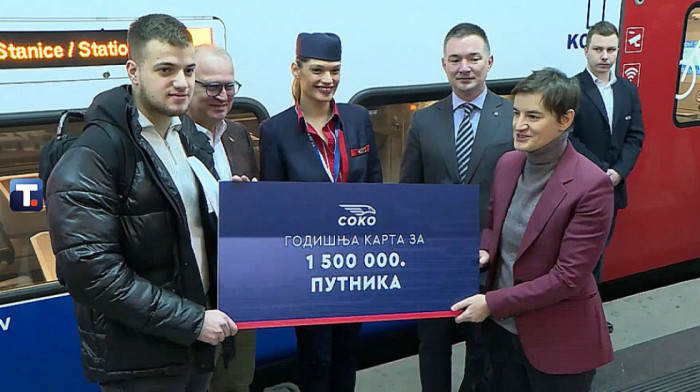 Uručena nagrada 1.500.000. putniku voza Soko: Studentu brza pruga olakšala put od kuće do fakulteta