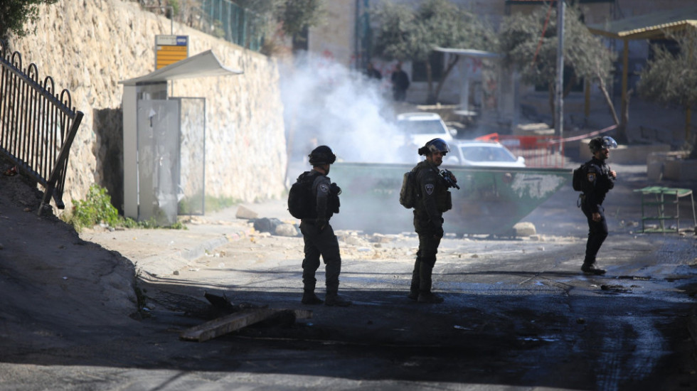 Vojska Izraela: U napadu u gradu Huvari na Zapadnoj obali, povređene dve osobe