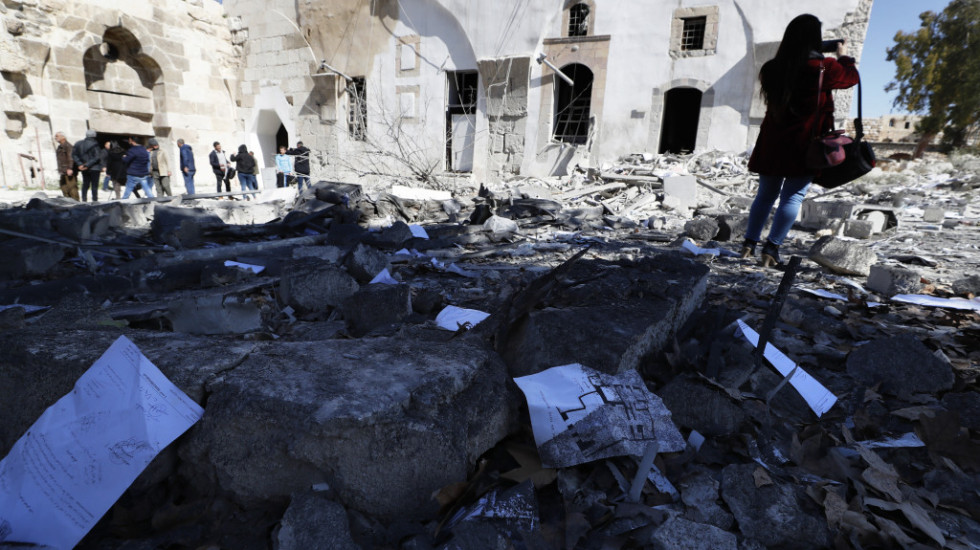 Sirija: U izraelskim vazdušnim napadima na Damask petoro poginulo, uništeno više stambenih zgrada