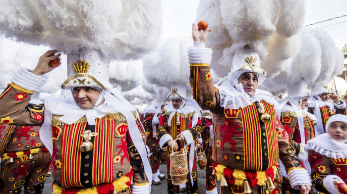 Tradicija duga 800 godina: U belgijskom Benšu zimu terali pomorandžama i bubnjevima