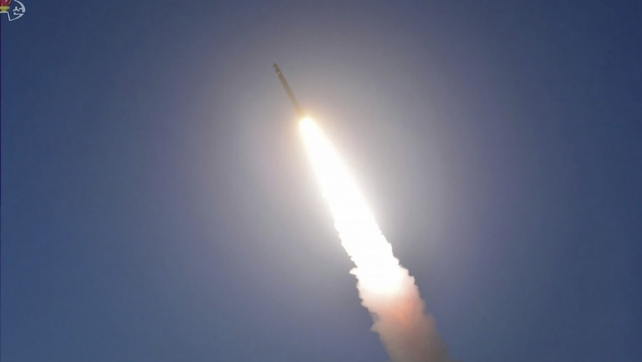 Severna Koreja ispalila raketu dok Južna Koreja i SAD izvode vežbe