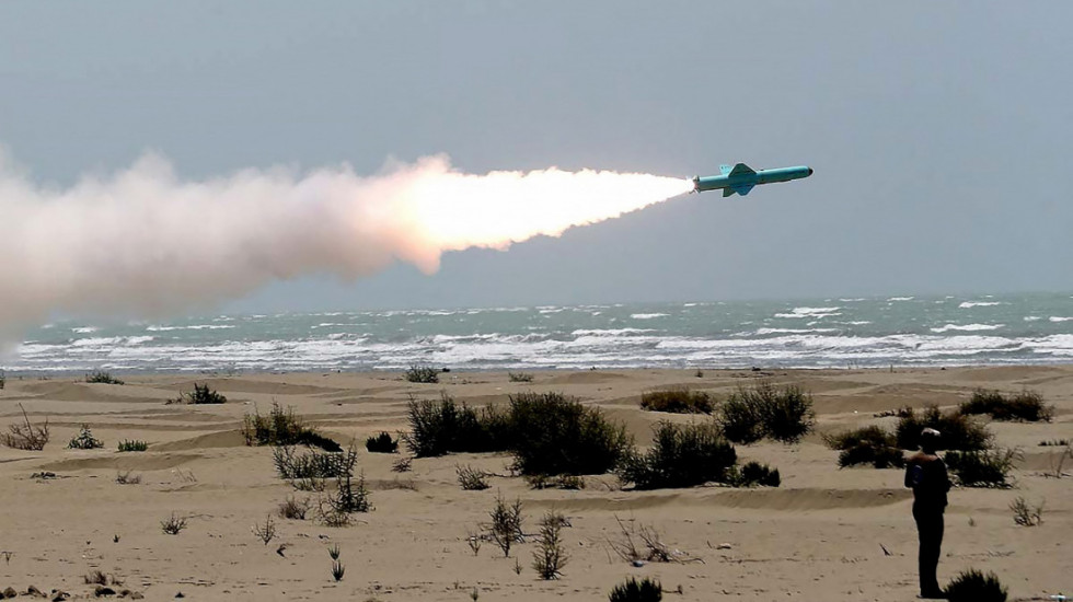 IRGC: Oborena dva napredna drona i krstareća raketa