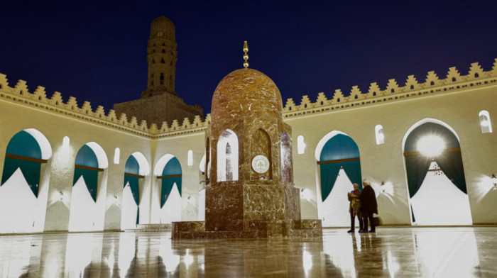 Džamija al-Hakim u Kairu ponovo otvorena za posetioce