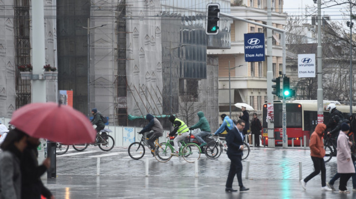 Košava donosi pesak iz Sahare, temperatura danas do 12 stepeni