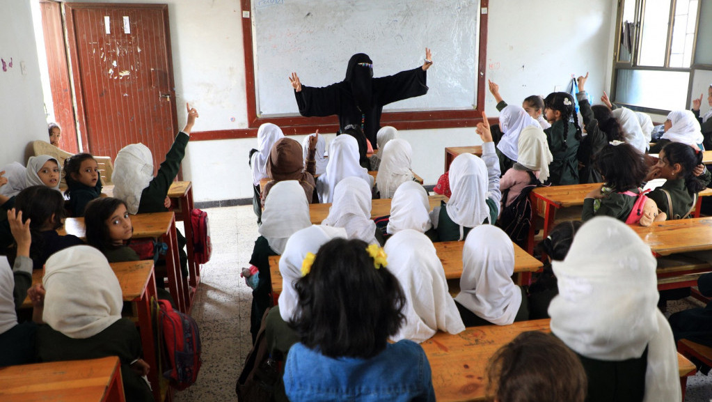 Uhapšeno nekoliko osumnjičenih za trovanje učenica, iranske vlasti tvrde da su povezani sa stranim disidentskim medijima