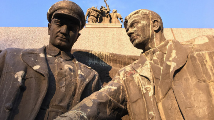 Bugari protestovali, ne daju da se ukloni Spomenik sovjetskoj armiji