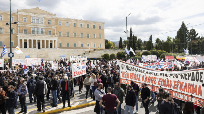 Novi protestni skupovi zbog sudara vozova širom Grčke