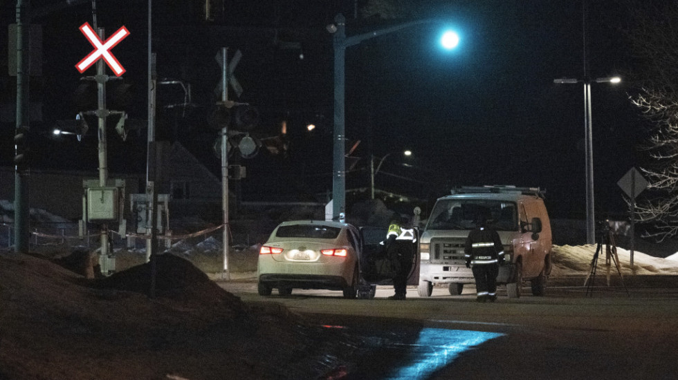 Kamionet udario u pešake u Kanadi, dve osobe poginule