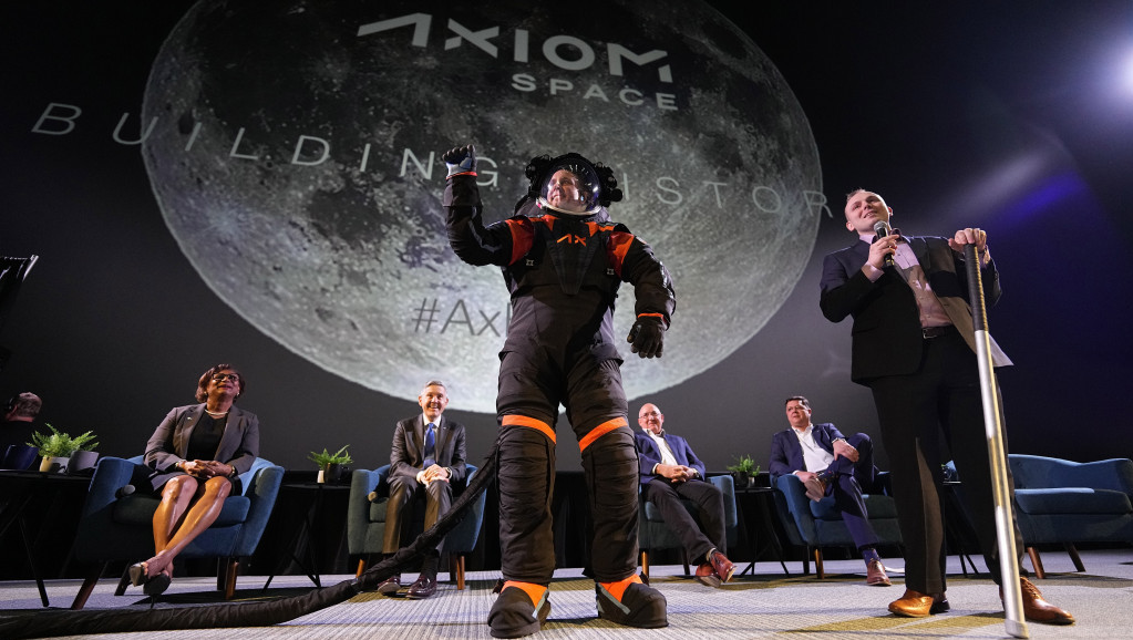 Svemirska moda: Budući NASA šetači po Mesecu imaće unapređena odela